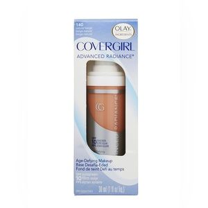 🧴✨COVERGIRL ADVANCED RADIANCE AGE DEFYING FOUNDATION- 140 NATURAL BEIGE 🧴